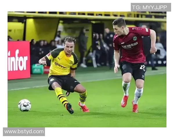 汉堡队陷入保级危机,惊险逃出降级区域 汉堡队陷入保级危机,惊险逃出降级区域